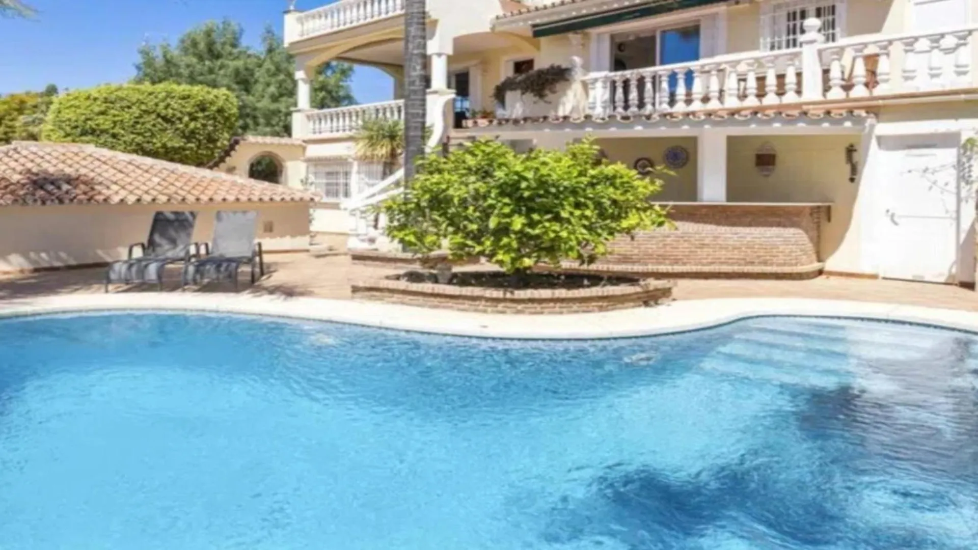 Casa El Gallo Marbella contacts